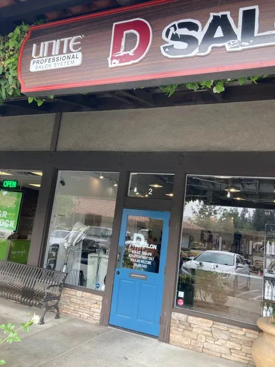 https://cdn.salonspotlight.com/photos/iH5Jb7gWcwMLrwF8qbOT/ba566552-8b10-4a05-bccd-94bad470f31b_720x720