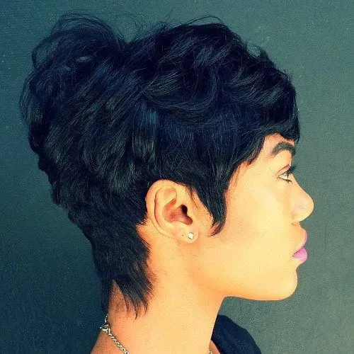 https://cdn.salonspotlight.com/photos/iHsgQxLRzfHXg3uSntLY/77ef1101-a535-4881-9229-d1b787c2c558_720x720