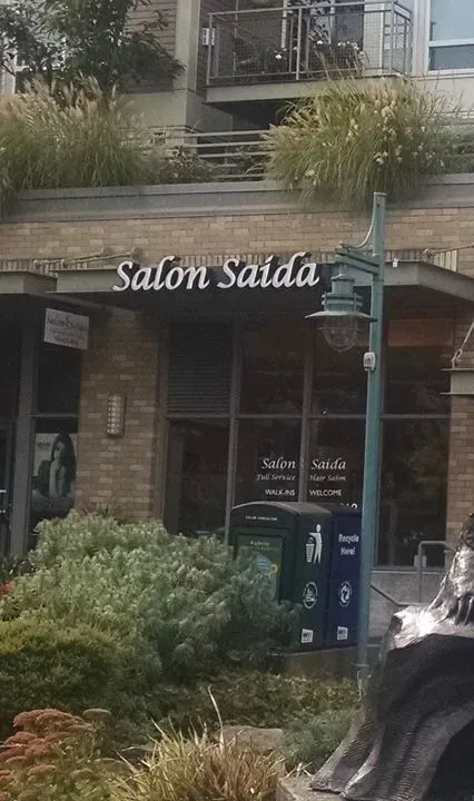 https://cdn.salonspotlight.com/photos/iOY66JnKcP22BH2rzTn0/e4dd4891-9b81-4d4b-b5b5-06ff8a46ec1f_720x720
