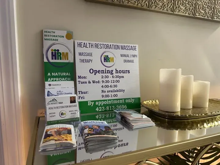 https://cdn.salonspotlight.com/photos/iUwdP7NeppjBDPk47MaY/fd4c1f44-f2ac-4993-b8de-964294302760_720x720