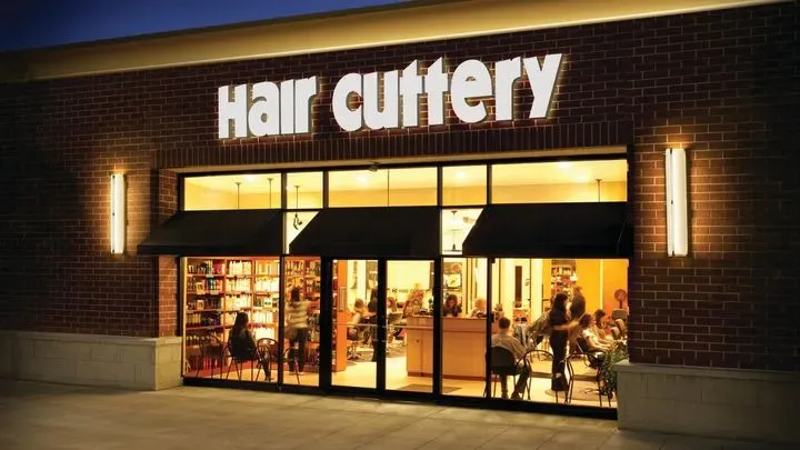 https://cdn.salonspotlight.com/photos/icuGZ3l7NiSgVYOo7o6H/fe5a883b-6187-486b-8389-31f57d58492c_720x720