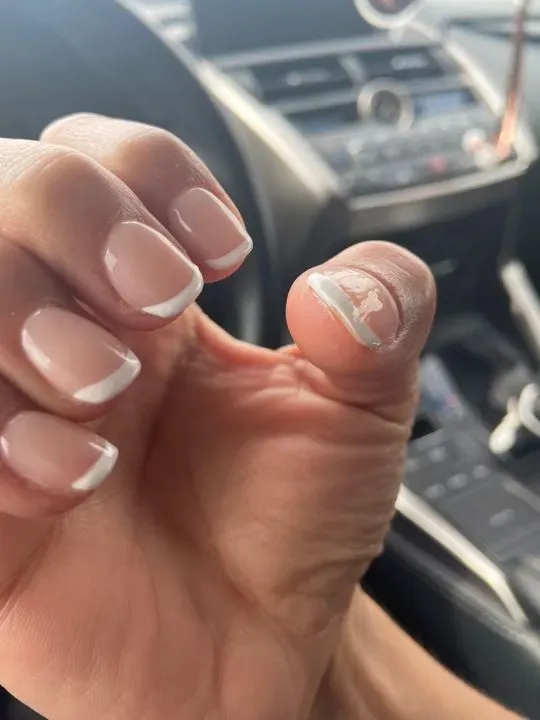 https://cdn.salonspotlight.com/photos/idOBbZVrr9cgCk2Ne2qk/228c0cfa-c174-4463-9a26-64aa69a00641_720x720