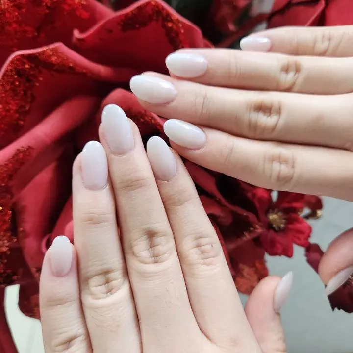 https://cdn.salonspotlight.com/photos/ieD35GxWGKYCql1se2Vx/fecbacb1-79f7-428d-9186-d2ed985f0434_720x720