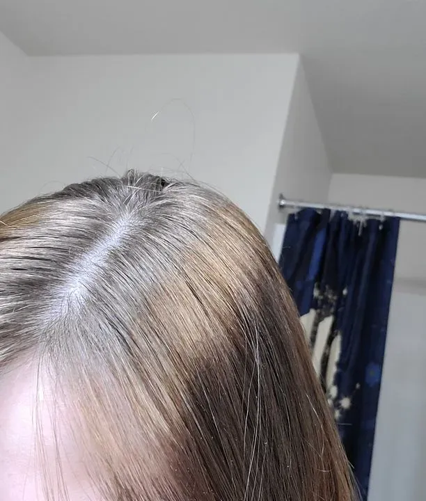 https://cdn.salonspotlight.com/photos/ieX9AXqDJIe570ird6Cv/b7984a12-77de-4303-a453-97acedc500ea_720x720