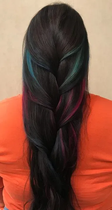 https://cdn.salonspotlight.com/photos/ihUa2r6sDNpbm2XunC8o/f262cdc4-231d-40fa-89c2-3549c2e8aaf0_720x720