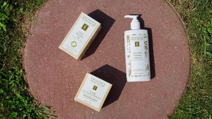 https://cdn.salonspotlight.com/photos/ihpp5DQo5RxosmtX2dGF/75174fe4-afff-4695-a8f3-641633716f33_720x720