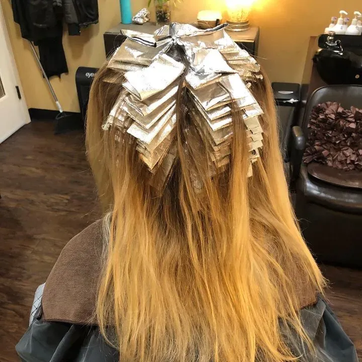 https://cdn.salonspotlight.com/photos/itR8DXv0fMJoNaFLzRBc/818ec862-a065-4099-9423-38528e695a3e_720x720