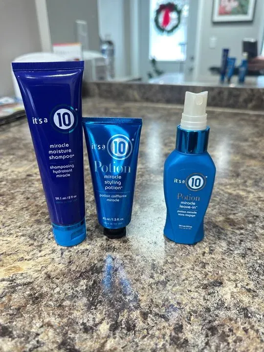 https://cdn.salonspotlight.com/photos/j2pjLgMtR7VJkTNys4a3/d0abc5ee-62dd-43f5-bdc0-4124811368ba_720x720