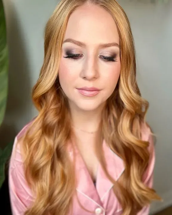 https://cdn.salonspotlight.com/photos/j42MQSjsW5mSDhM8bwnl/1180d319-6e78-48ad-b918-437dc96bec41_720x720