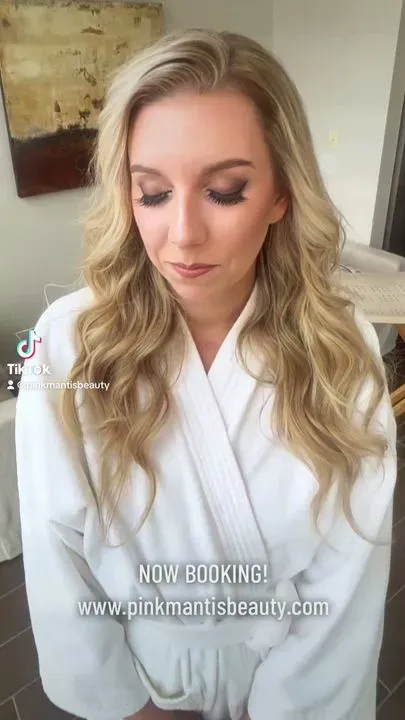 https://cdn.salonspotlight.com/photos/j42MQSjsW5mSDhM8bwnl/7f7b105d-9b42-4427-a792-12c42722255c_720x720
