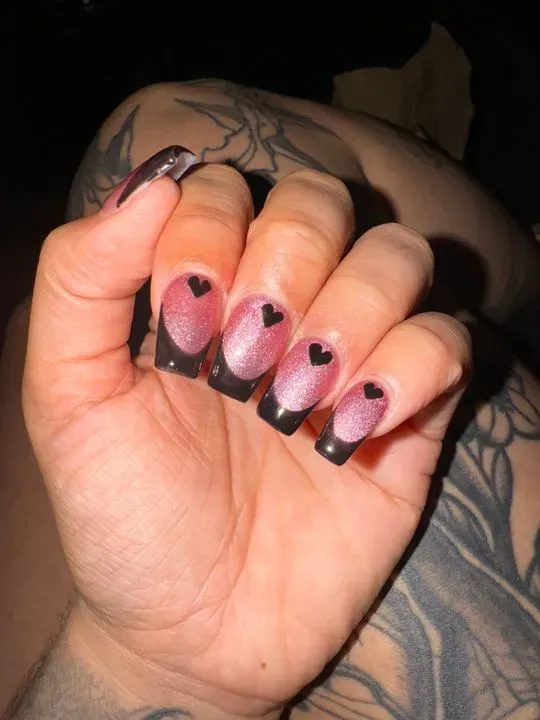 https://cdn.salonspotlight.com/photos/j5X7jbPa0jyCp0KBzF4k/a3ccc25b-81d6-4347-aa21-b9400937e2e1_720x720