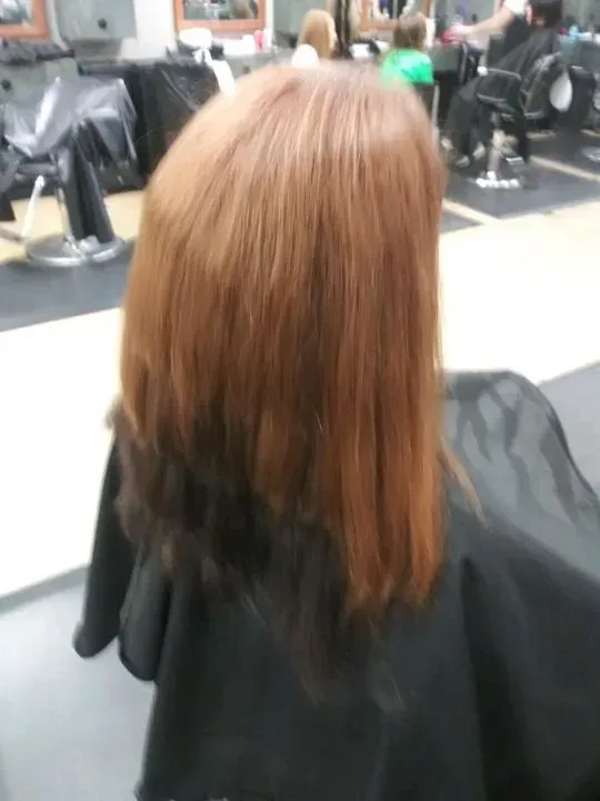 https://cdn.salonspotlight.com/photos/j7w7Dg6lOct8MZSz90vv/09d33213-d489-483f-9b08-6bc9154cc329_720x720