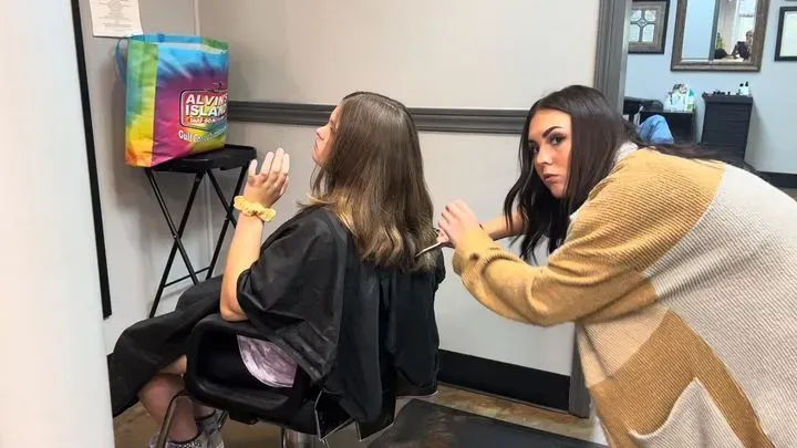 https://cdn.salonspotlight.com/photos/j7w7Dg6lOct8MZSz90vv/9ad43add-b5e8-4618-8a37-a40b70813b94_720x720