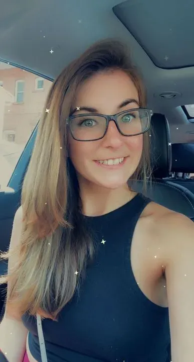 https://cdn.salonspotlight.com/photos/jG63dkysPrP89KUiSQjp/75e3f54d-20c3-4a88-9377-c92206d0457b_720x720