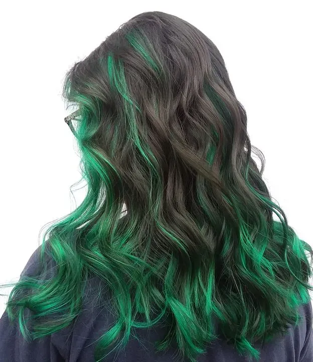 https://cdn.salonspotlight.com/photos/jMiEZLzoljWPHGO6dZFf/317c1c45-df75-4d75-a00c-6937f770992f_720x720