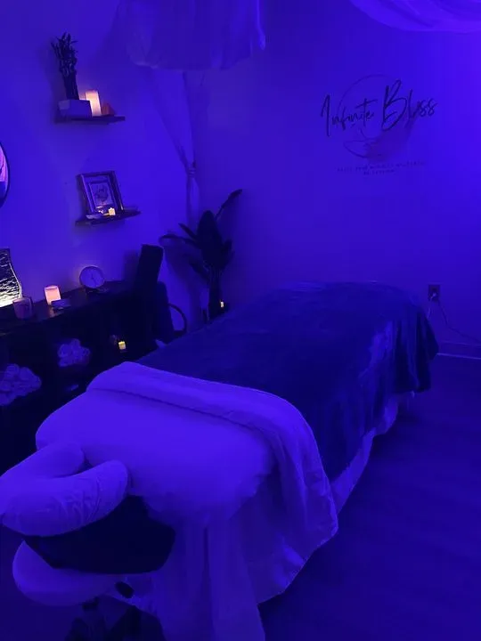 https://cdn.salonspotlight.com/photos/jQwx26RJTVnwWWhuVJlu/424853ad-284a-4564-9cd2-8edf5cccb19a_720x720