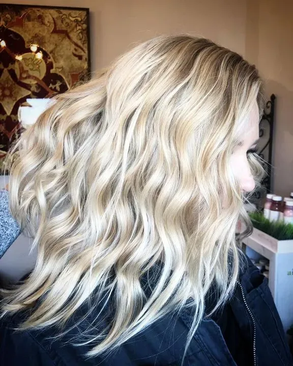 https://cdn.salonspotlight.com/photos/jUHawd6Q4CeFNdhKIWUp/41340d96-353c-4ad8-9af3-3ddedbc8d87e_720x720
