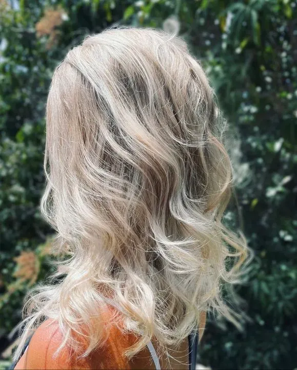 https://cdn.salonspotlight.com/photos/jekB2N34hBpZlackF8qf/7f3bbc4a-c467-4960-beca-c873f069008b_720x720
