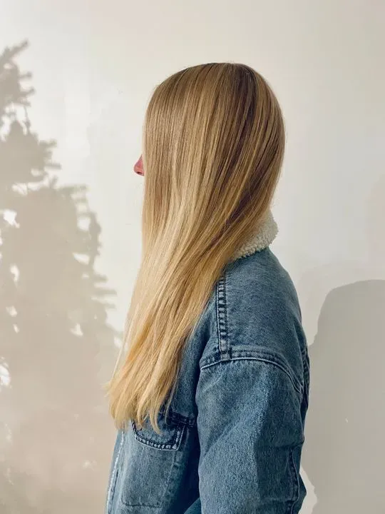 https://cdn.salonspotlight.com/photos/joEUjf0Uh2WtmBMnhdGO/7bf30a51-87ba-4b05-9066-aeff61f7d4c5_720x720