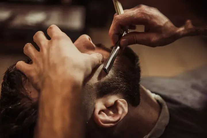 https://cdn.salonspotlight.com/photos/js9XartGBi9QGbdVRrNU/3f1ebb67-2e23-437a-bccf-b63e1786cd20_720x720
