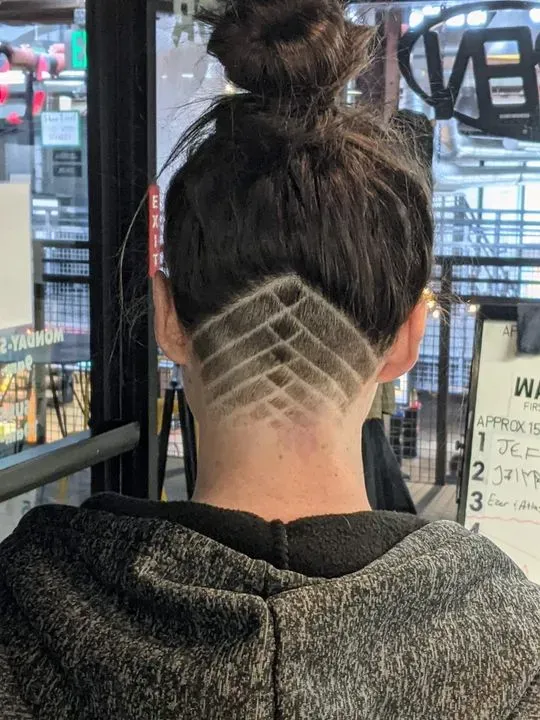 https://cdn.salonspotlight.com/photos/js9XartGBi9QGbdVRrNU/cd600584-c666-4ef0-b148-4a65292d8355_720x720