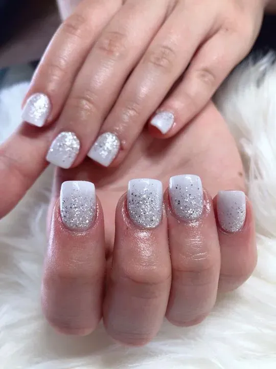 https://cdn.salonspotlight.com/photos/jsOFsZWg7QVjsOwUZ8u1/3e0f16e2-2a83-4054-a69e-032bad8b8ff8_720x720