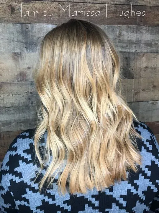 https://cdn.salonspotlight.com/photos/juC1gUsTw5brdpqC3doS/5990eb52-3913-42db-afd8-e87fa19b4a1f_720x720