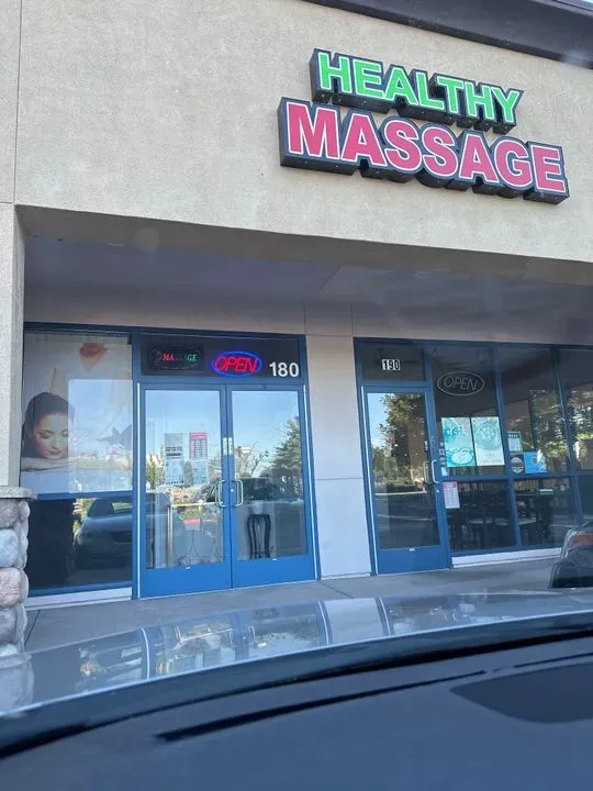 https://cdn.salonspotlight.com/photos/jwMQr2XovWTfgJdsc3tU/76274014-224e-4473-b714-1bfd87a00e5f_720x720