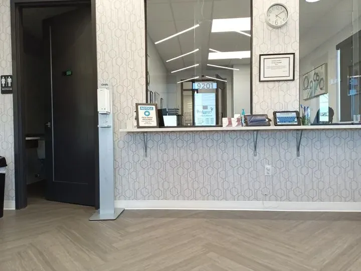 https://cdn.salonspotlight.com/photos/k1Nm48eMW6wkc2qd9zVo/d8150313-2417-4dc6-af80-0b5ab7706259_720x720