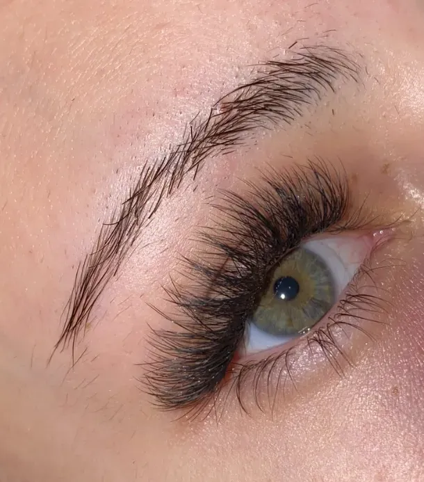 https://cdn.salonspotlight.com/photos/k1jRhoyGFC1qMTelxKPB/bb5825a1-ad1d-4aeb-a7fb-e209697b0b91_720x720