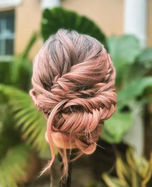 https://cdn.salonspotlight.com/photos/k6TNCL5tsOabQytEDuZg/3ea28314-2629-4ddc-aede-8b6487dcfa6d_720x720