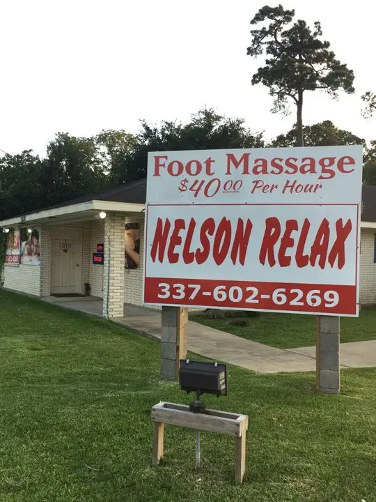 https://cdn.salonspotlight.com/photos/k7zDPMwtVwT9uJOQ4pkS/ffc630ca-706e-4a23-93da-4ea455fd0327_720x720