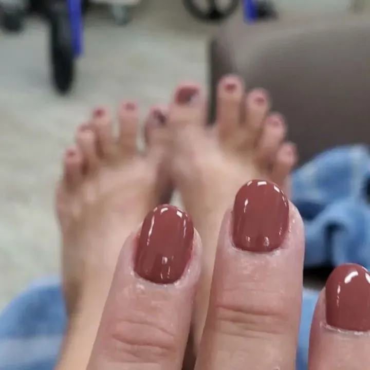 https://cdn.salonspotlight.com/photos/kCtlmxNVyjMZGpbie46u/f923f2ca-d409-45be-87dd-4d7c98184805_720x720