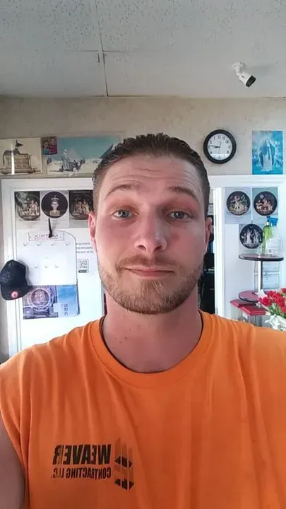 https://cdn.salonspotlight.com/photos/kFxTj2jXU5dqFrPK7y5j/9b31928b-1968-4d06-9ea4-d6d498343d5b_720x720