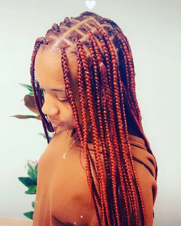 https://cdn.salonspotlight.com/photos/kGnAU0RSjgjjQxBDbh5C/a346f25d-d1cd-4c8c-bdf3-c20b4bac257d_720x720