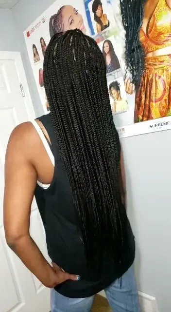 https://cdn.salonspotlight.com/photos/kGnAU0RSjgjjQxBDbh5C/f46c5108-7ecf-44f9-9b82-8c5eb0fc5cf2_720x720