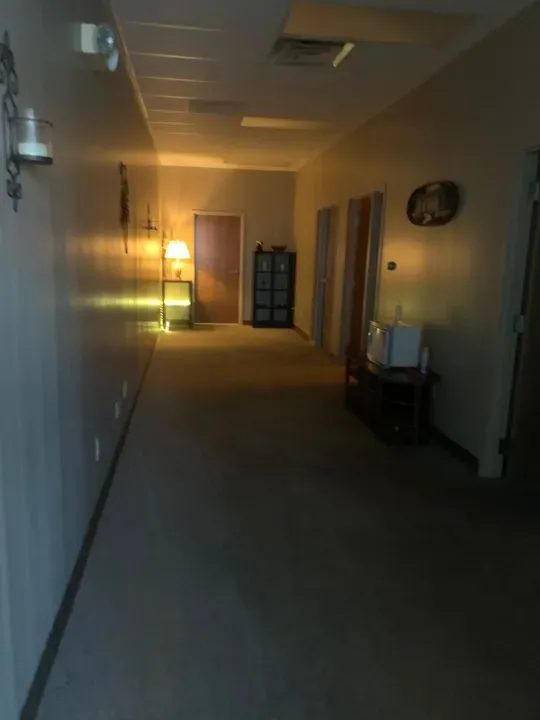 https://cdn.salonspotlight.com/photos/kI3BpMlmwKOr3ydGNcDh/252cbcd4-7115-423f-9447-fd05b514d9ad_720x720