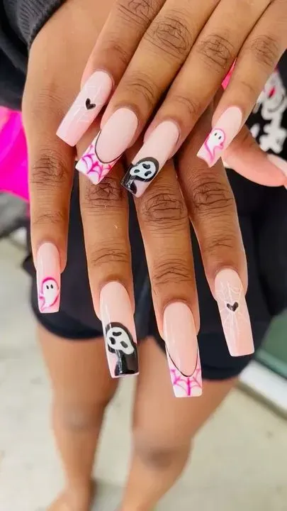 https://cdn.salonspotlight.com/photos/kJvuwbTxiPdqVwRwn3Vu/76026a9f-b7e1-4600-82e1-2c086fa2bf74_720x720