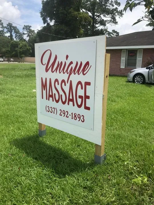 https://cdn.salonspotlight.com/photos/kYcXDizbipfBi8pf0TwP/9fffdffd-afc6-4bcb-b0f5-9d7f53e3668d_720x720