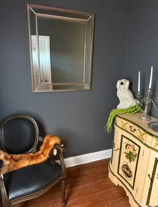 https://cdn.salonspotlight.com/photos/kfsBXxg2mAo08jTAvKSI/f0f2fd34-8bb6-4e21-a420-c6df083fcdbc_720x720