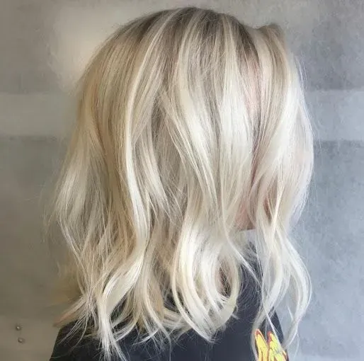 https://cdn.salonspotlight.com/photos/khFH2dvITaN1zW2Y8qiH/eb0e441f-667c-4543-886e-b1b62d9e9bfa_720x720