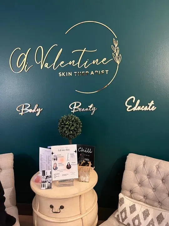 https://cdn.salonspotlight.com/photos/khhYk60uSVEQZm3MBRsP/bef628c5-36ae-4b41-b009-f6982934b19d_720x720