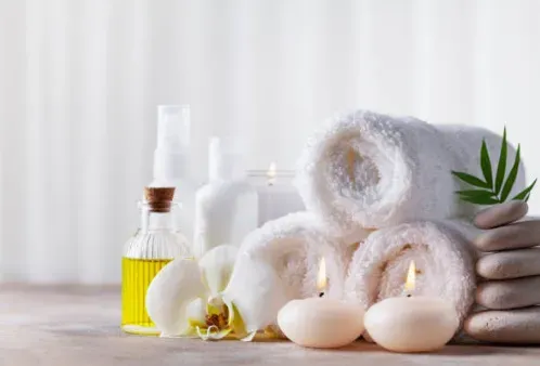 https://cdn.salonspotlight.com/photos/kmjYTzqTa7dfA4A86KTT/08235d6c-4459-44a9-9906-cd4761396731_720x720