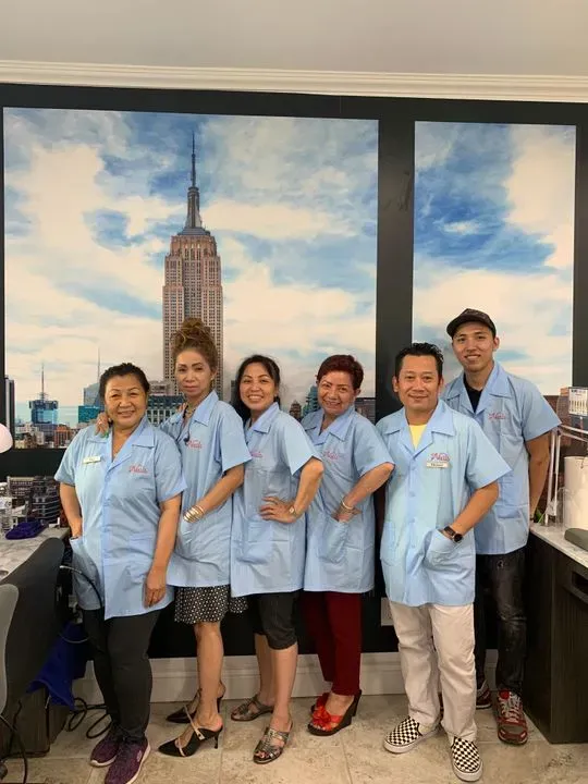 https://cdn.salonspotlight.com/photos/kzOqlN5XCAACTGtSqeZF/7c291539-5181-49a0-8017-d31499999f9c_720x720