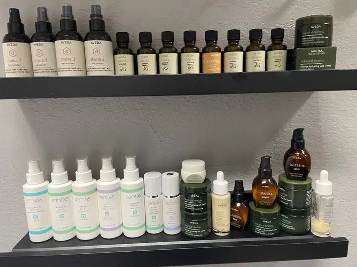 https://cdn.salonspotlight.com/photos/l13EcfFrXuAwIJ2QPKo6/4feddaeb-b768-4daa-8cf5-e966eb18e42d_720x720