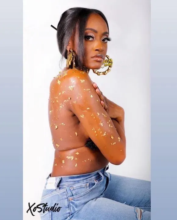 https://cdn.salonspotlight.com/photos/l6w9FMBTeyS4qPAfmqiA/5b94d55c-8c60-4615-882a-64a214f5a840_720x720
