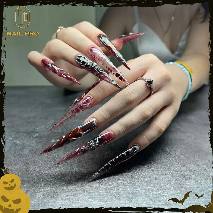https://cdn.salonspotlight.com/photos/l7322YTP3FT0xPjs7qbv/c98bdc64-184f-4018-a9f3-fa14c05d5999_720x720