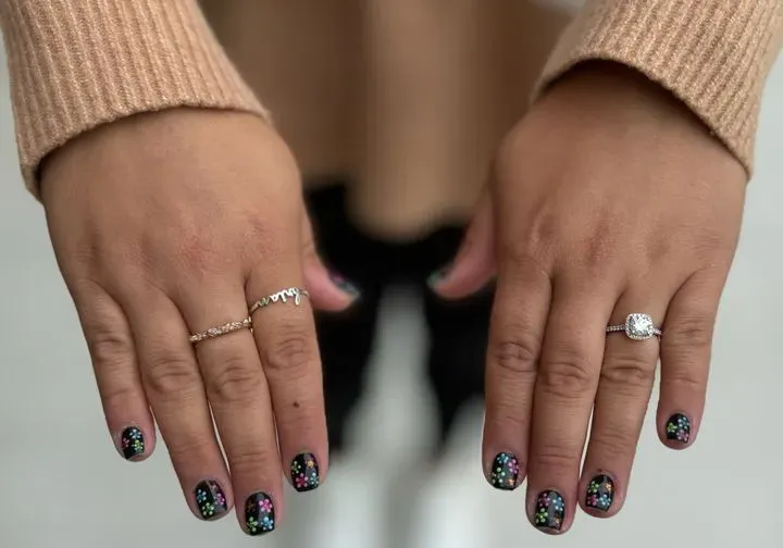 https://cdn.salonspotlight.com/photos/lEkgeVC62PTLH8Q0Pu2f/407118a7-2270-46bd-87cb-09a02bc7d191_720x720