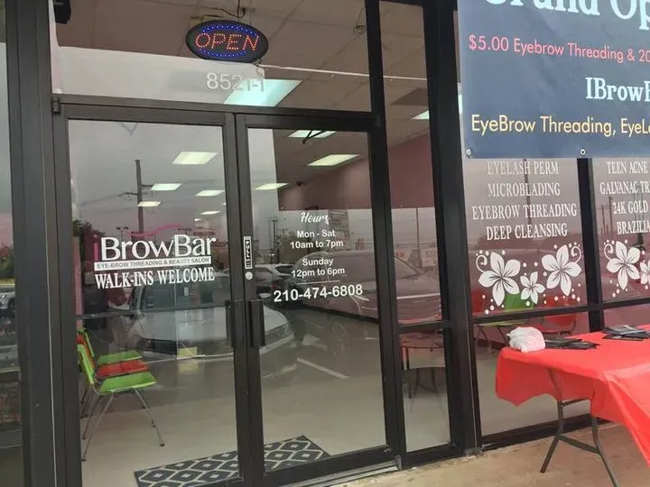 https://cdn.salonspotlight.com/photos/lGuGgBqN0X2WDpt5YQfg/805fbcae-7d92-4e5c-a1d7-bcfa5af6065d_720x720