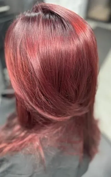 https://cdn.salonspotlight.com/photos/lGvZEjemBm7FEOlpmXsk/e98a3b0e-ae16-437f-a9cd-dee253a50974_720x720